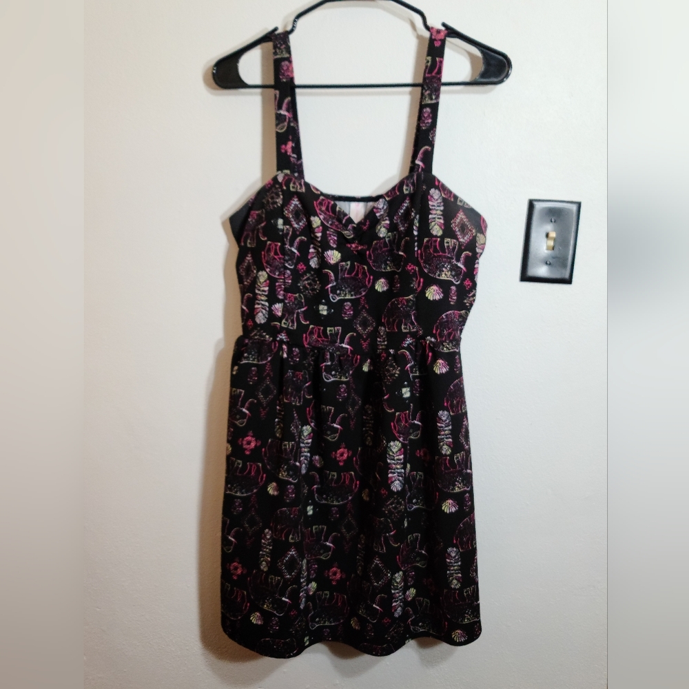 Black dress with pink elephant silhouettes - Juniors